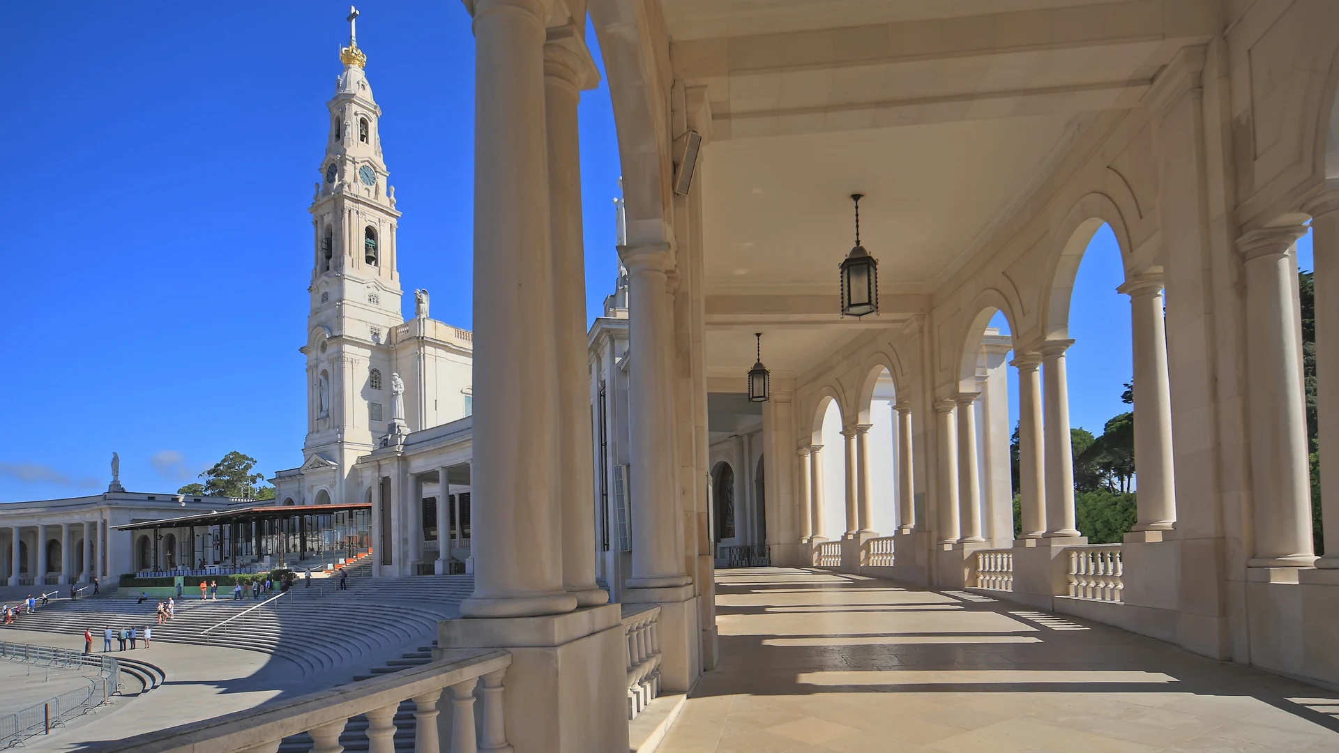 Fátima Sanctuary private day tour from Porto
